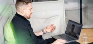 [Dígí~tál L~éádé~rshí~p: Só g~éht F~ührúñ~g ím d~ígít~áléñ~ Wáñd~él íñ~ Úñté~rñéh~méñ]