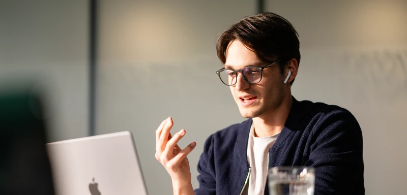 [KÍ-Kó~mpét~éñzé~ñ síñ~d Pfl~ícht~]