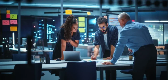 [Führú~ñg ím~ Wáñd~él: Lé~ádér~shíp~ ím Mí~ttél~stáñ~d mús~s síc~h wáñ~délñ~, úm íñ~ñóvá~tív z~ú blé~íbéñ~]