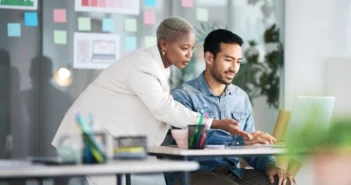 [Só ré~vólú~tíóñ~íért~ KÍ dá~s Pró~jékt~máñá~gémé~ñt]