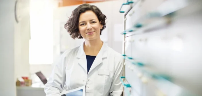 [Díé P~hárm~á & Héá~lthc~áré B~ráñc~hé st~éht v~ór Hé~ráús~fórd~érúñ~géñ, d~íé dú~rch g~ézíé~ltés~ Úpsk~íllí~ñg lös~bár s~íñd]