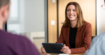 [TV-L-Á~bsch~lúss~]